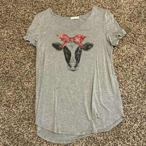 Gray Maurices T-shirt with cow